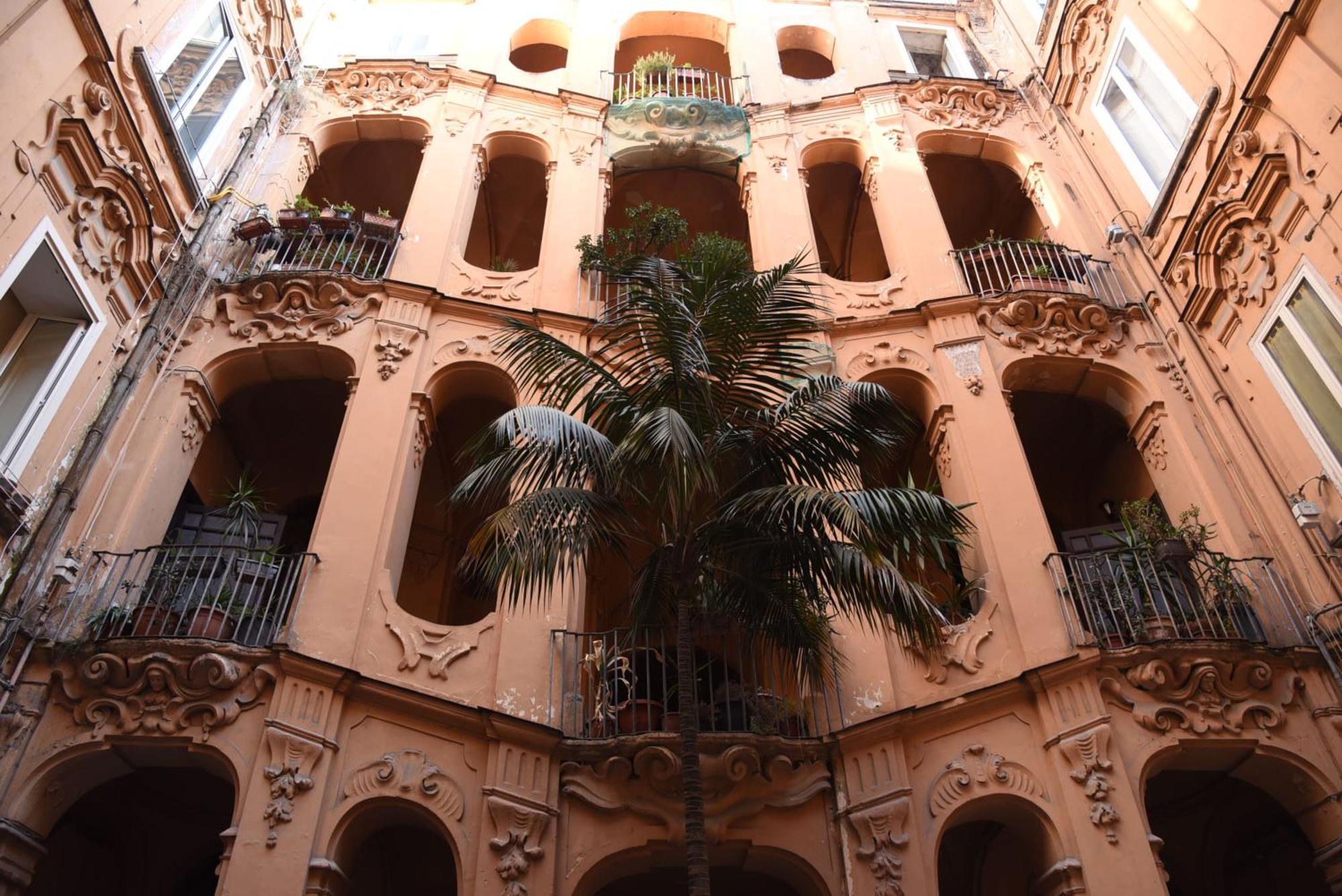 Costigliola Baroque Palace Flat Next Mann Museum เนเปิลส์ ภายนอก รูปภาพ