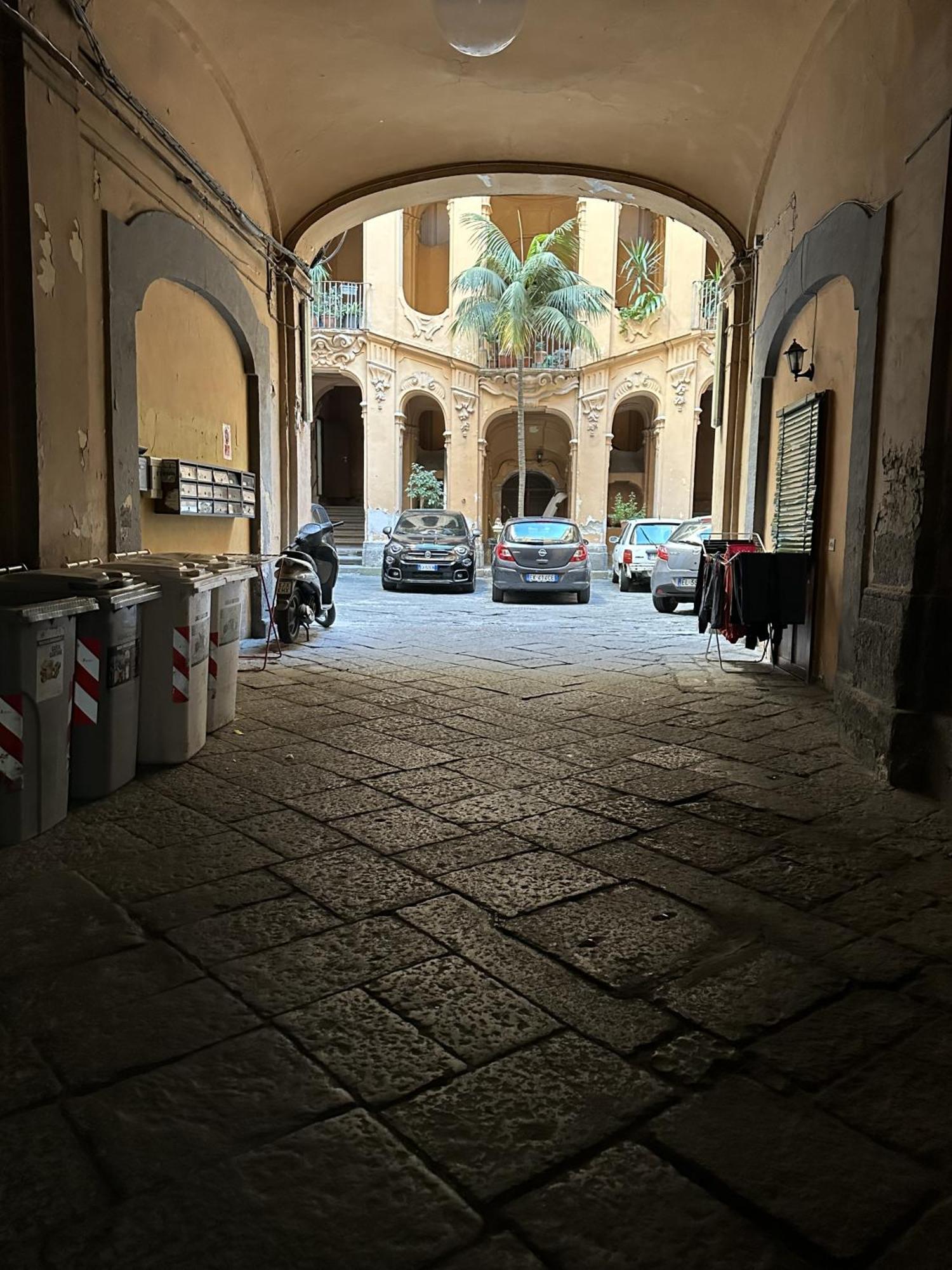 Costigliola Baroque Palace Flat Next Mann Museum เนเปิลส์ ภายนอก รูปภาพ